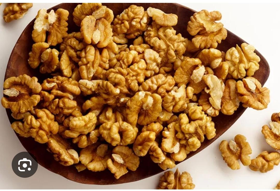 AKHROT GIRI(WALNUTS CERNELS)